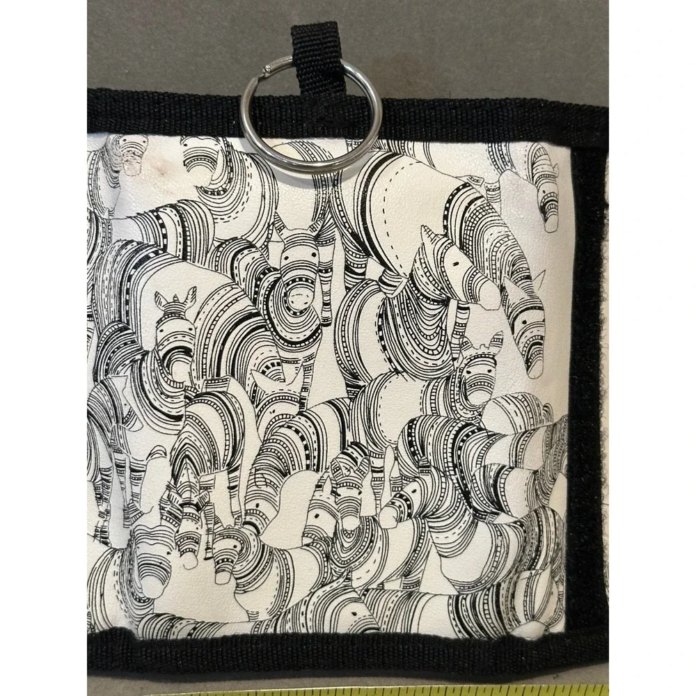 Poketo Zebra Print Tri-Fold Wallet Black White‎ Hook Loop Closure with Key Ring